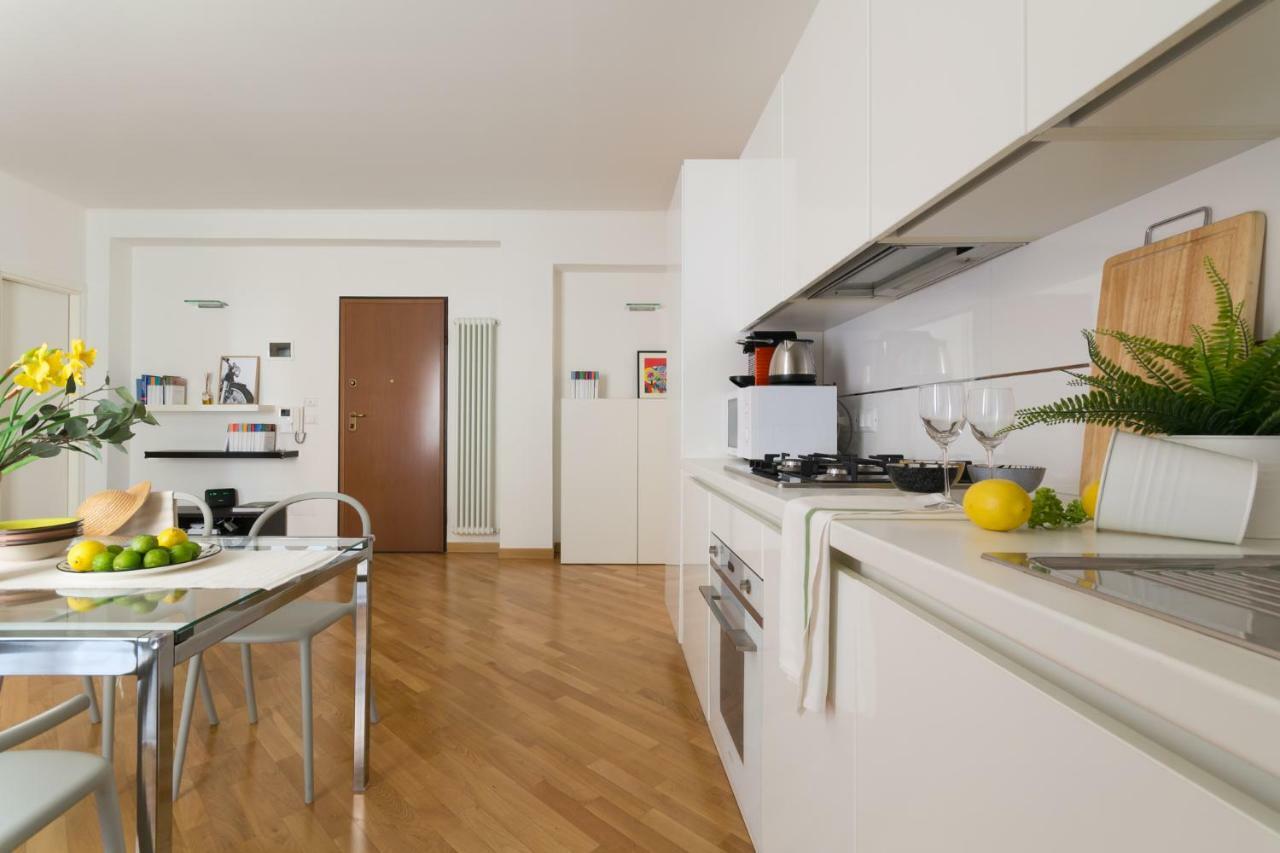 Housmart Nazario Sauro 15 Apartment Bologna Ngoại thất bức ảnh