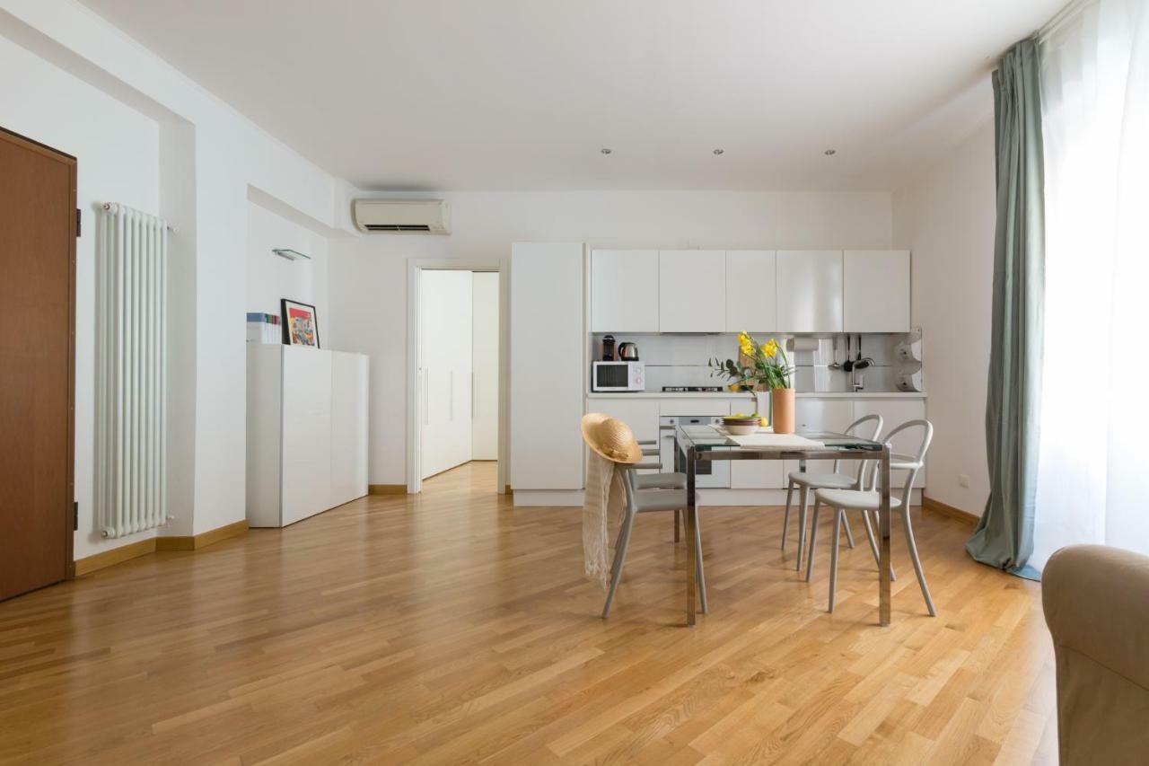 Housmart Nazario Sauro 15 Apartment Bologna Ngoại thất bức ảnh